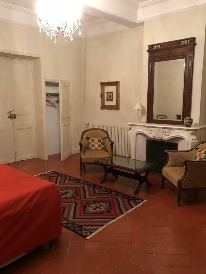 La Maison Quarante Bed and Breakfast Habitación foto