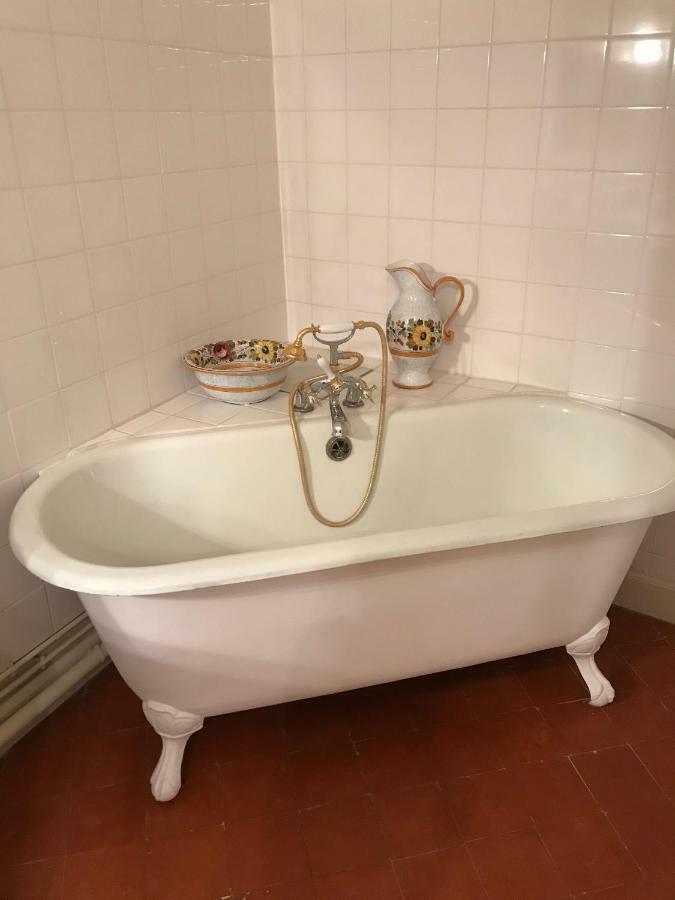 La Maison Quarante Bed and Breakfast Habitación foto